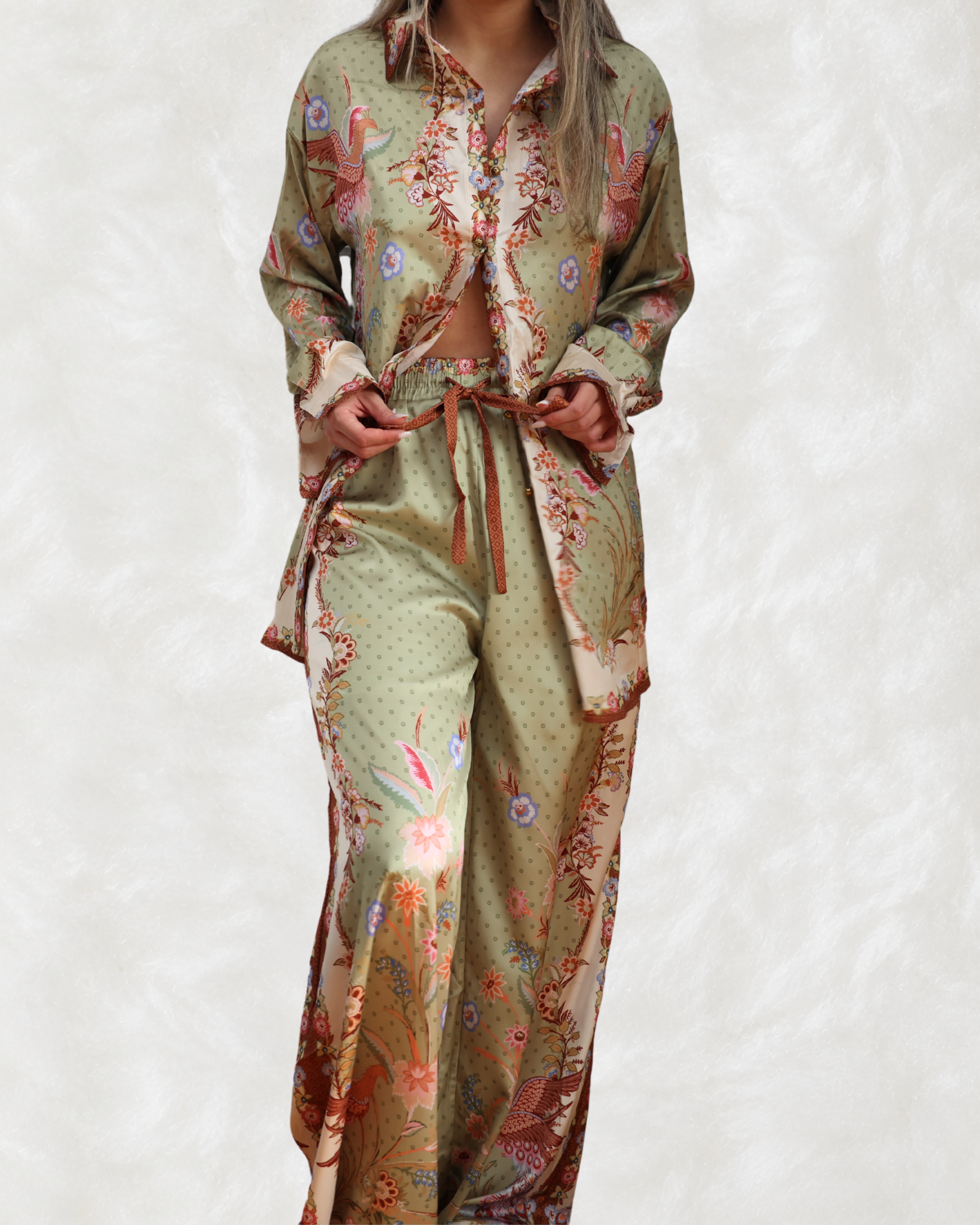 Compleu Cămașă Oversize și Pantaloni cu Print Floral Verde