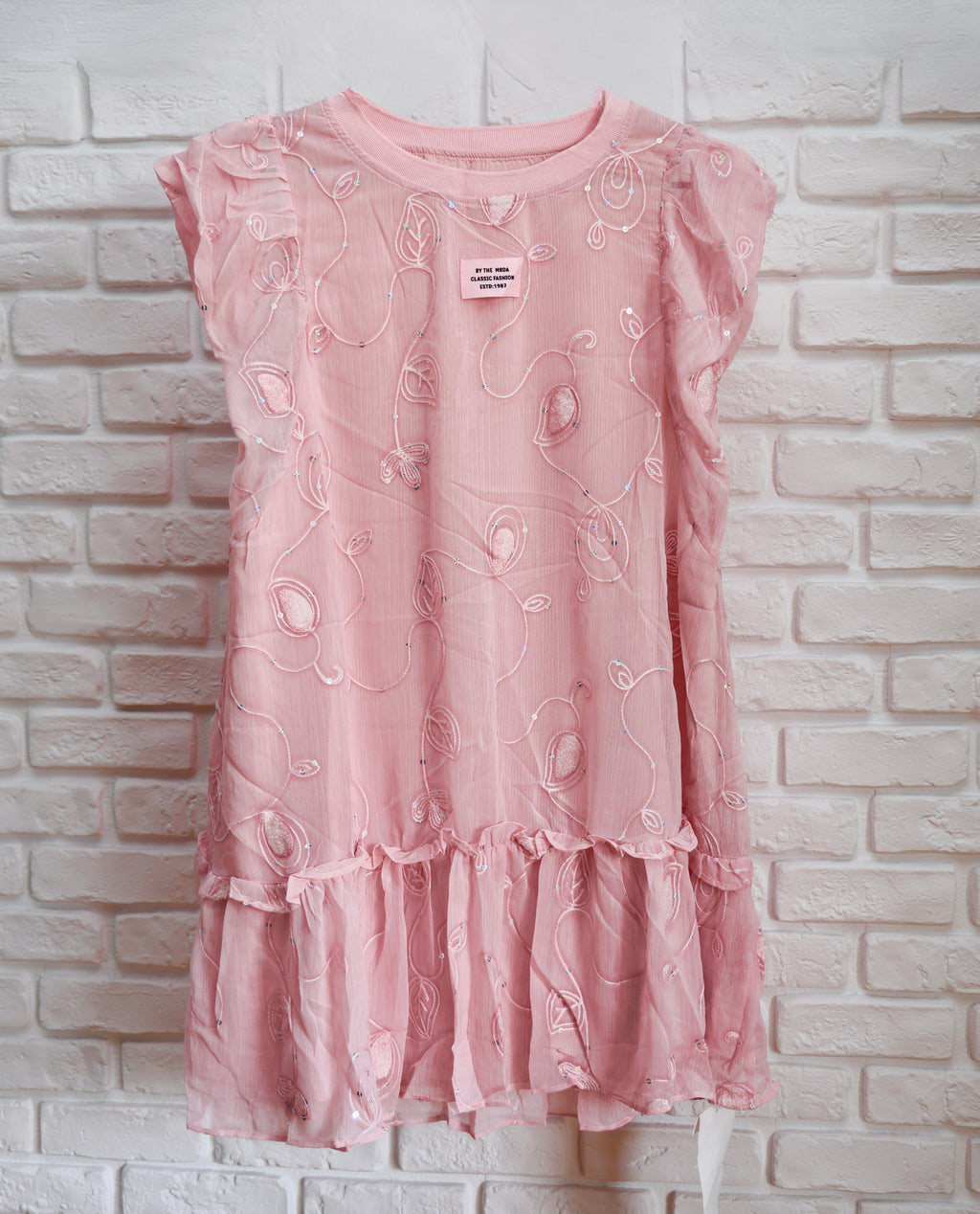 Rochie Roz Pudră cu Broderie Florală și Paiete